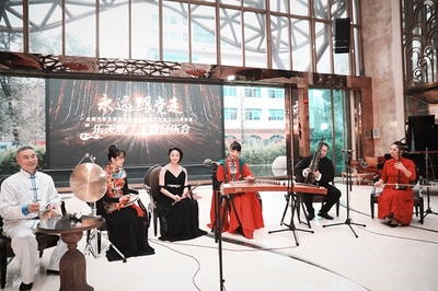 凝聚文藝力量，共筑世界文化名城——成都市文聯(lián)黨組書記楊曉陽談文化藝術(shù)交流活動策劃